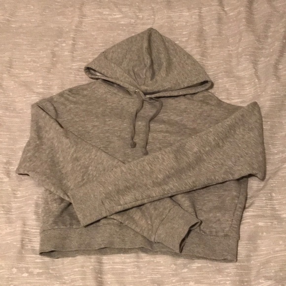 H&M cropped hoodie - Picture 1 of 3